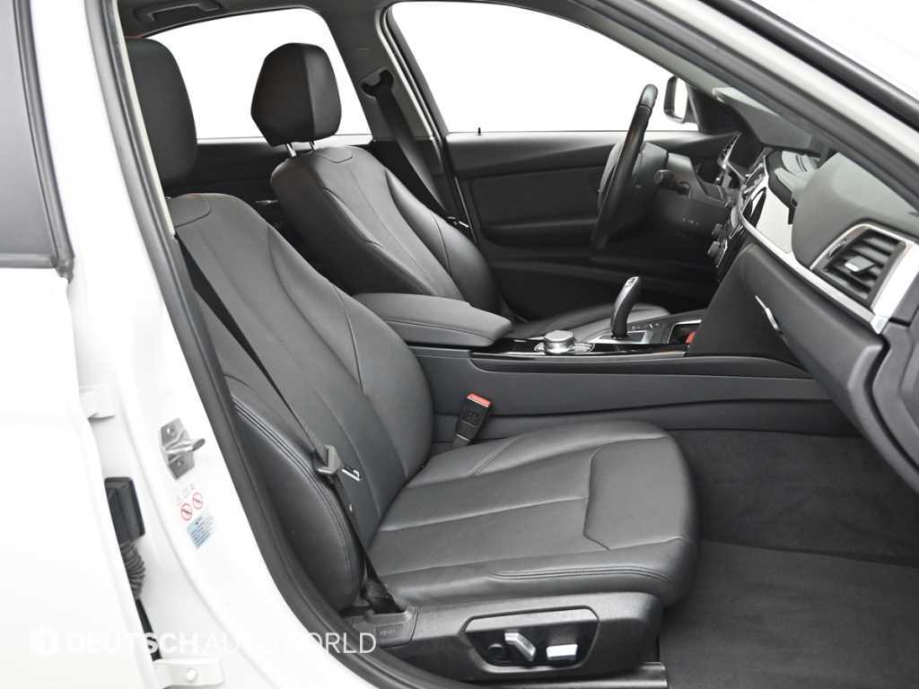 BMW 3-Series — photo 10