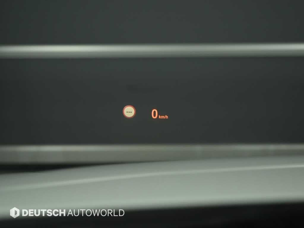 BMW 3-Series — photo 17