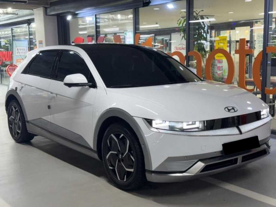 Hyundai Ioniq5 — photo 02