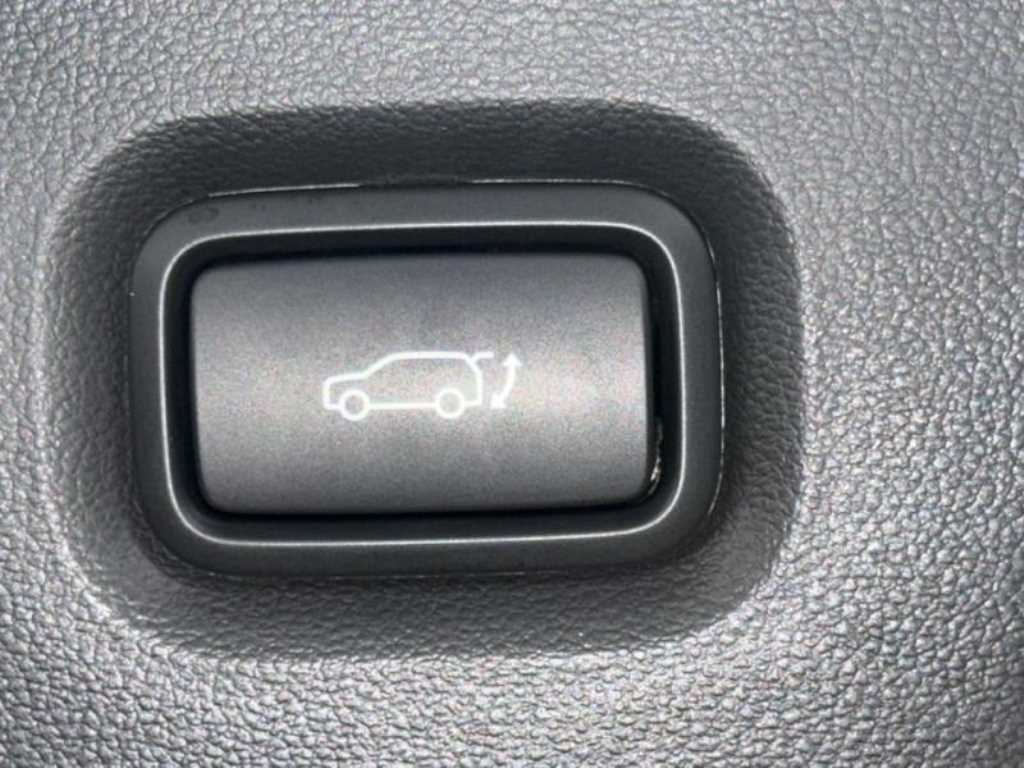 Hyundai Ioniq5 — photo 18