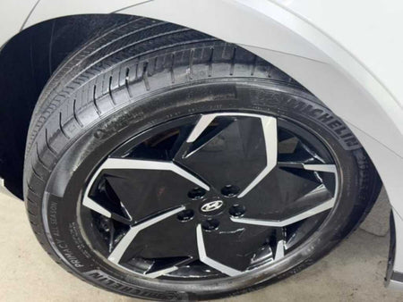 Hyundai Ioniq5 — photo 20