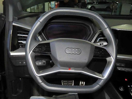 Audi Q4 e-tron — photo 08