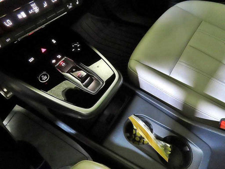Audi Q4 e-tron — photo 12