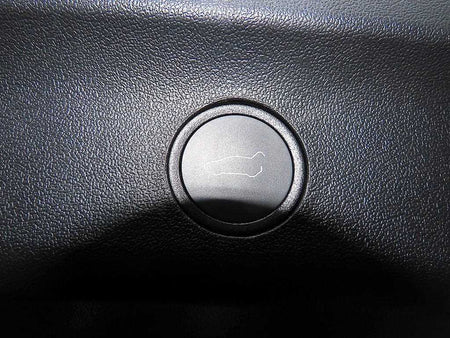 Tesla Model Y — photo 15