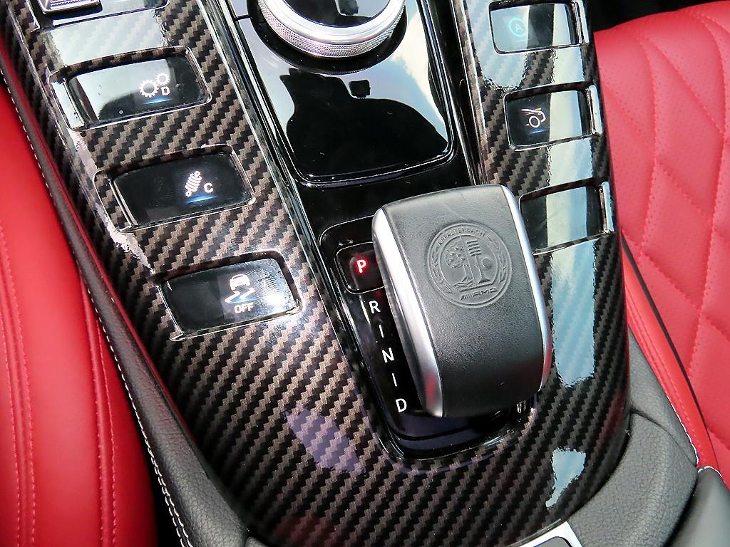 Mercedes-Benz AMG GT — photo 11