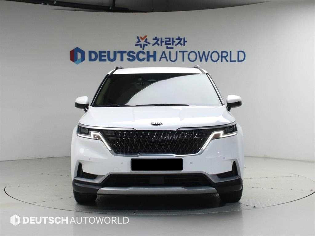 Kia Carnival — photo 03