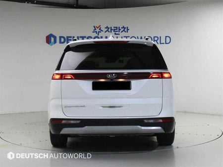 Kia Carnival — photo 04