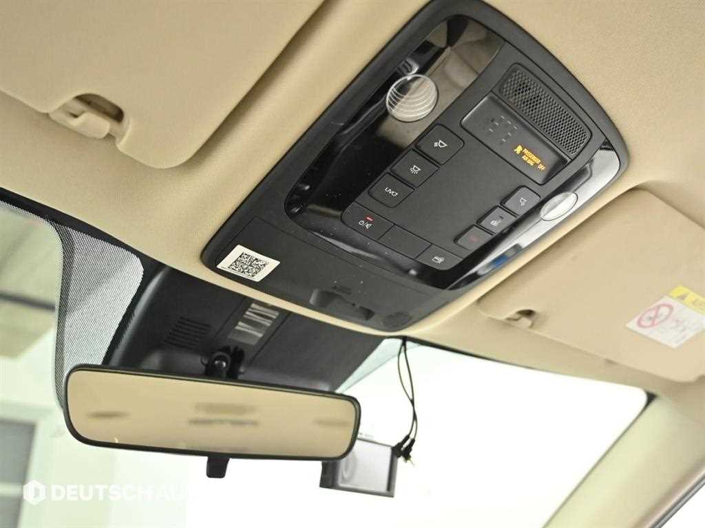 Kia Carnival — photo 18