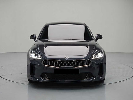 Kia Stinger — photo 02