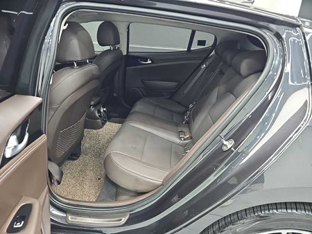 Kia Stinger — photo 12
