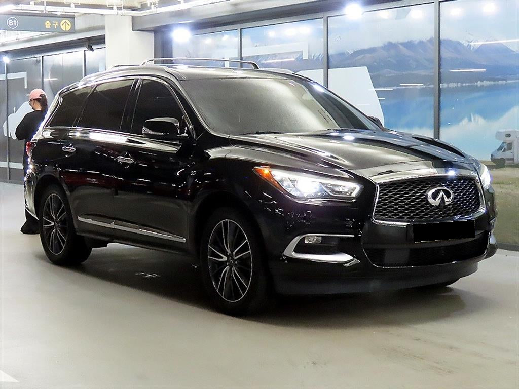 Infiniti QX60 — photo 01