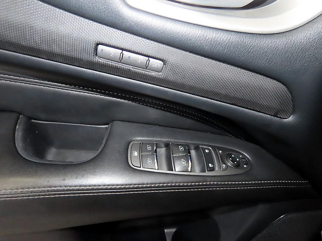 Infiniti QX60 — photo 13