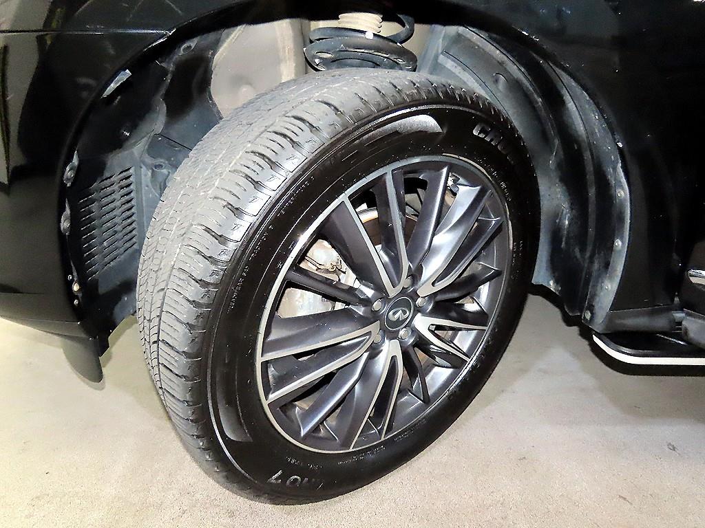 Infiniti QX60 — photo 20