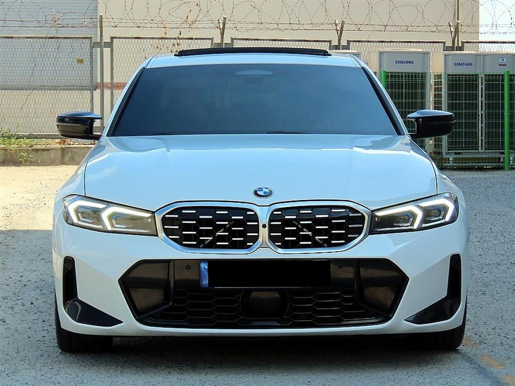 BMW 3-Series — photo 02