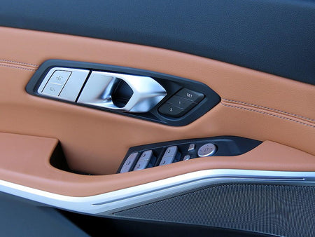 BMW 3-Series — photo 12