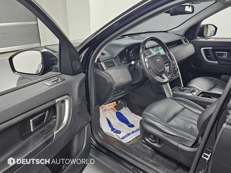 Land Rover Discovery Sport — photo 11