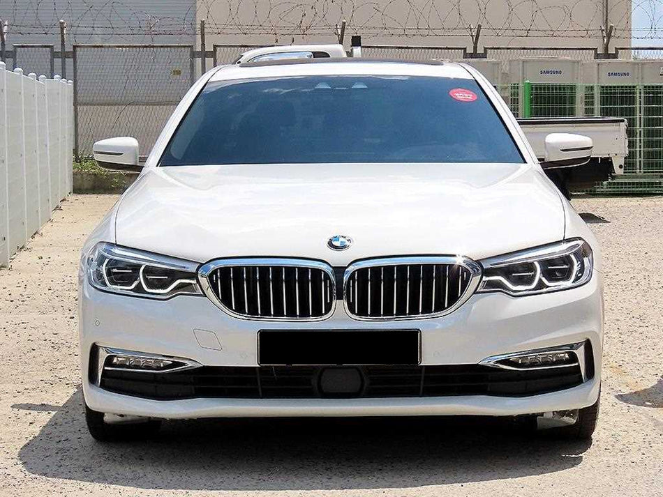 BMW 5-Series — photo 02
