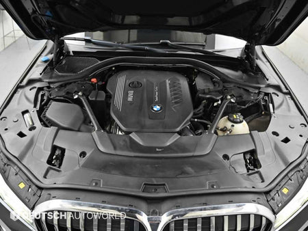 BMW 7-Series — photo 07