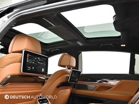 BMW 7-Series — photo 18