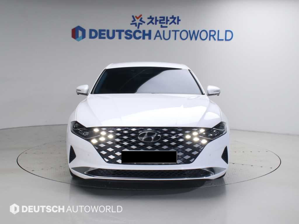 Hyundai Grandeur — photo 02