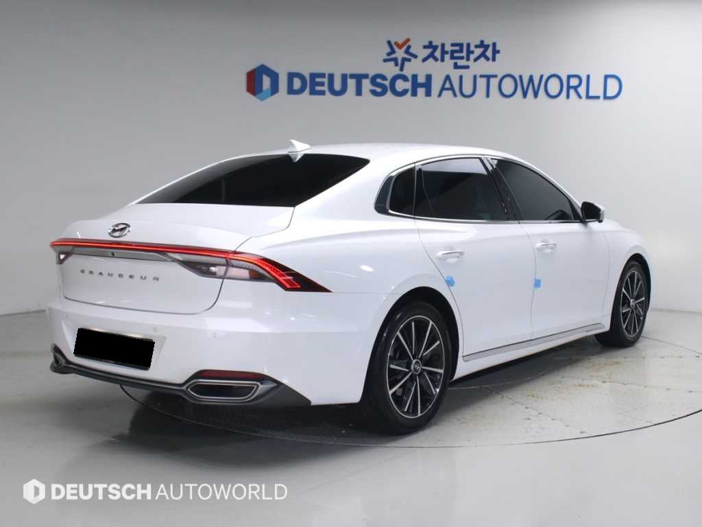 Hyundai Grandeur — photo 05