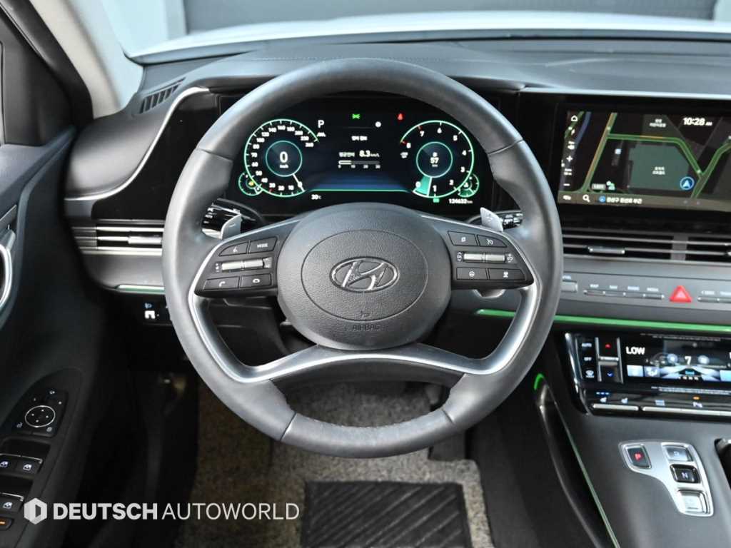 Hyundai Grandeur — photo 13