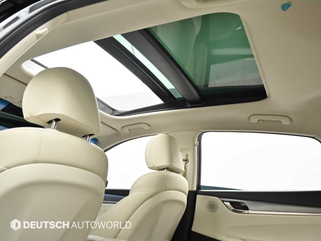 Hyundai Grandeur — photo 06
