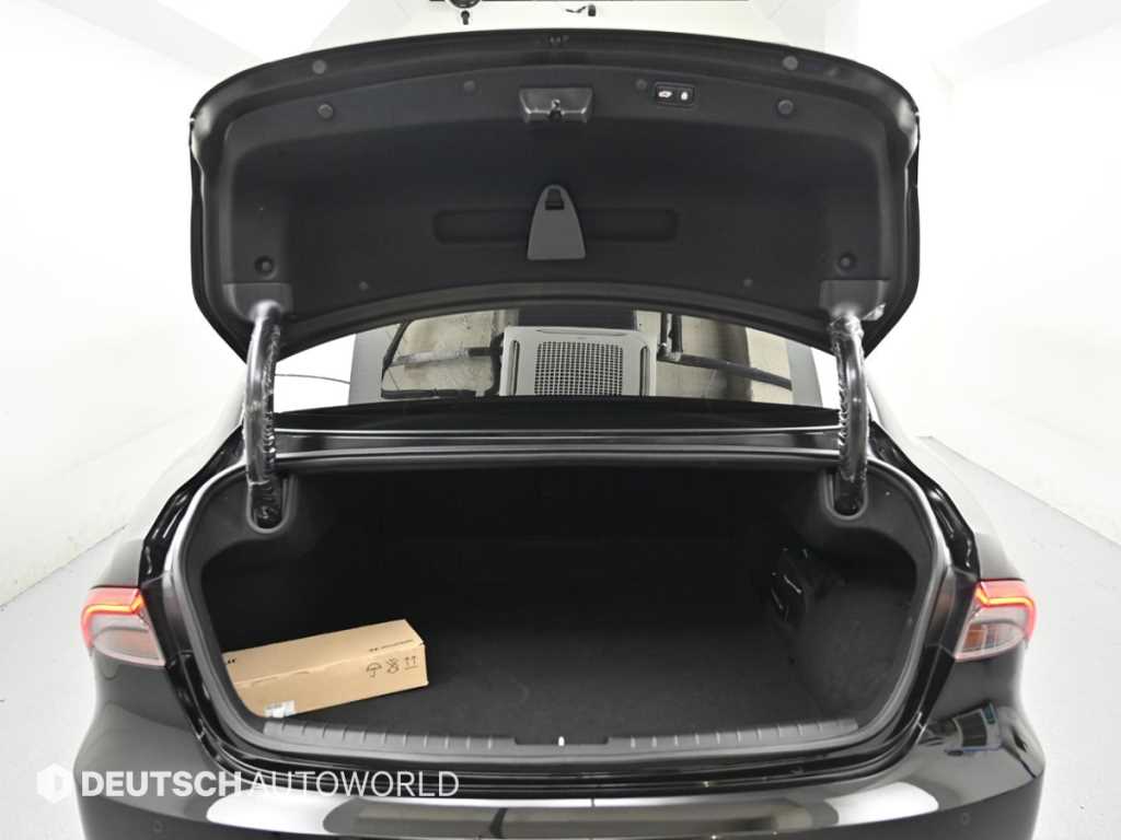 Hyundai Grandeur — photo 19