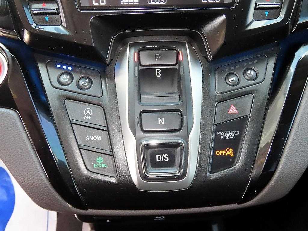 Honda Odyssey — photo 10