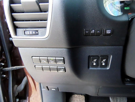Lexus NX — photo 12