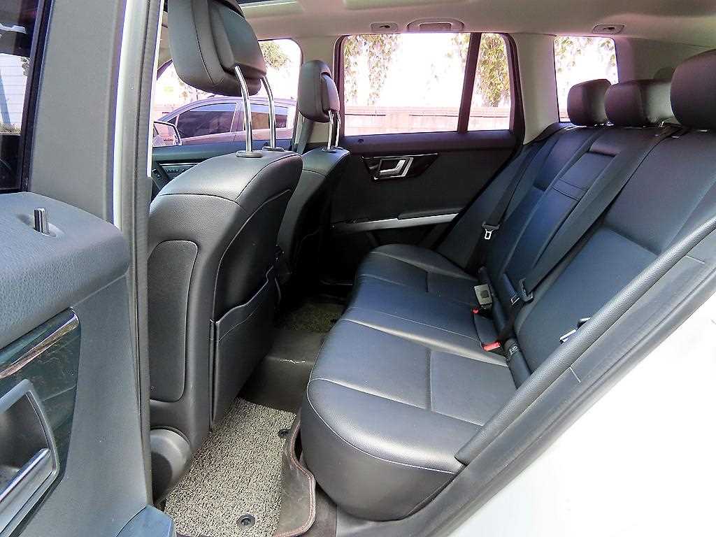Mercedes-Benz GLK-Class — photo 06