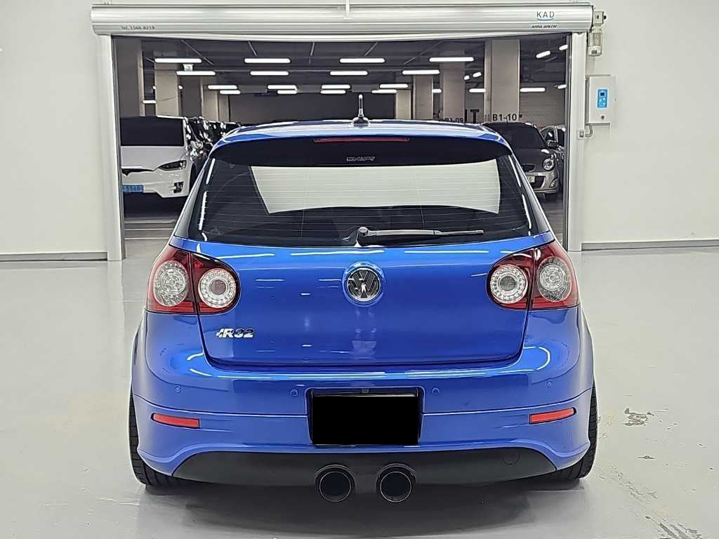 Volkswagen Golf — photo 03