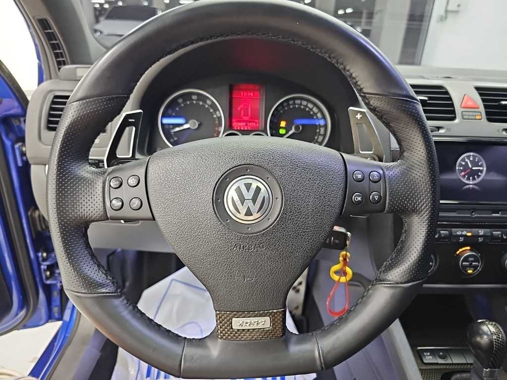 Volkswagen Golf — photo 09