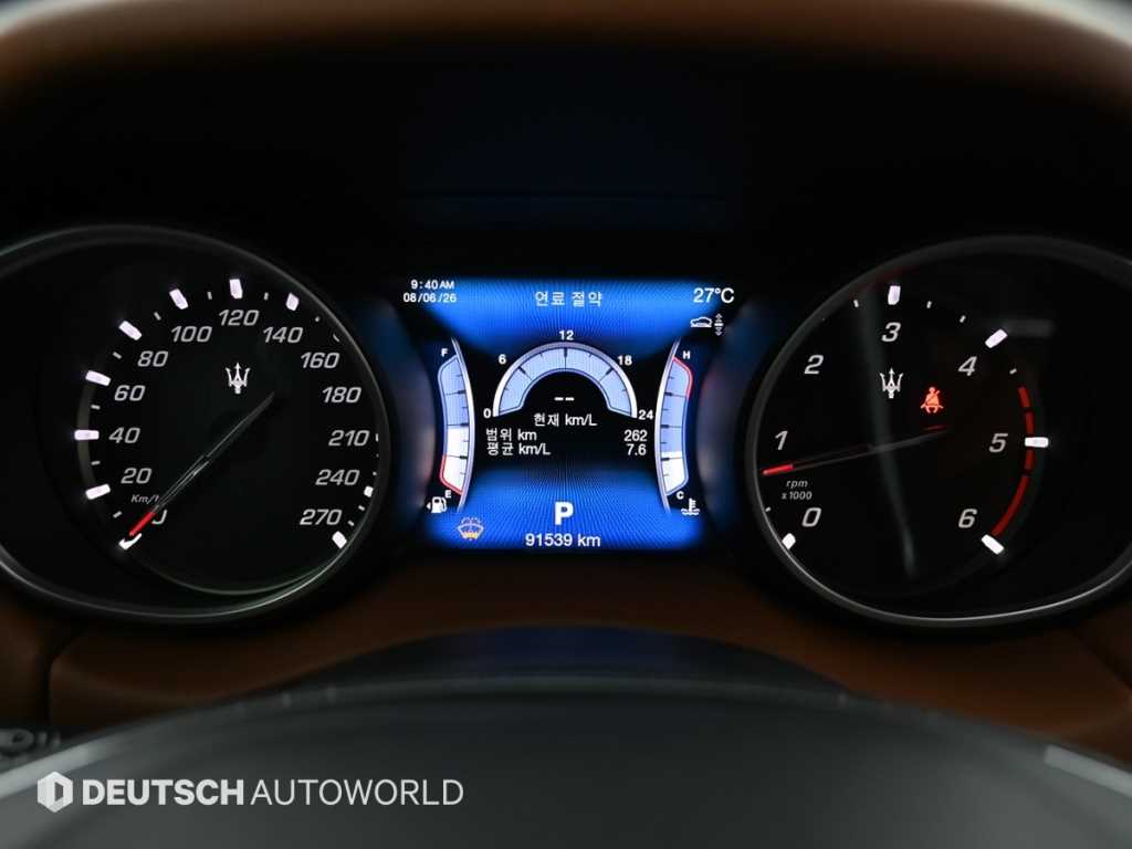 Maserati Levante — photo 08