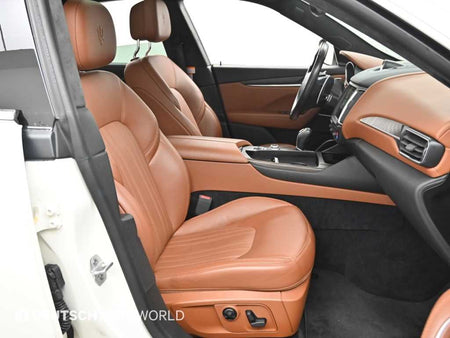 Maserati Levante — photo 10