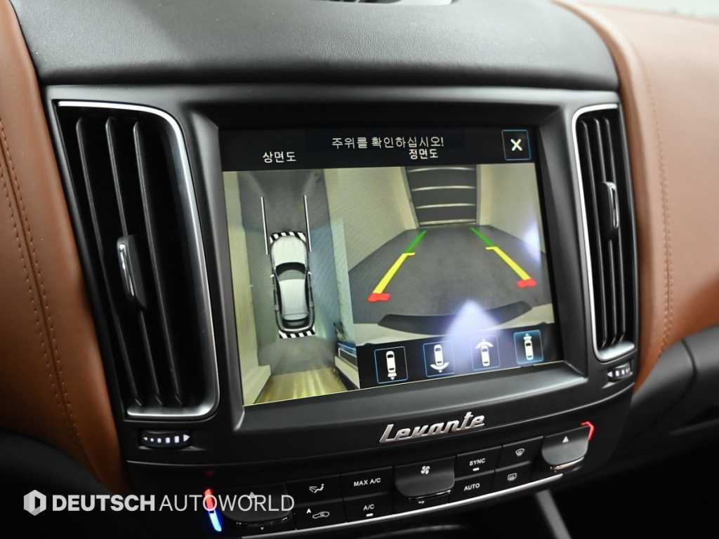 Maserati Levante — photo 15