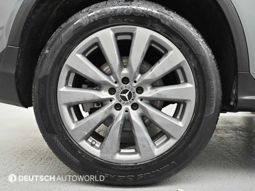 Mercedes-Benz GLC-Class — photo 05