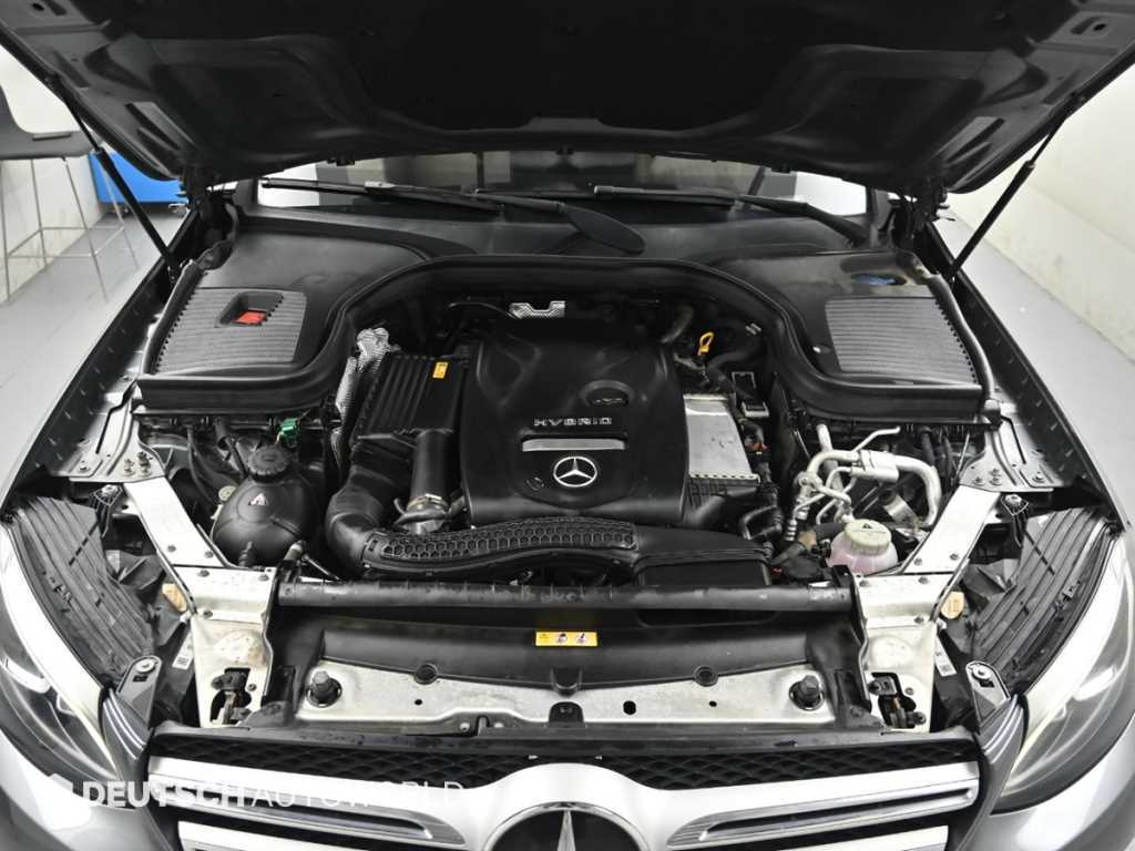 Mercedes-Benz GLC-Class — photo 06