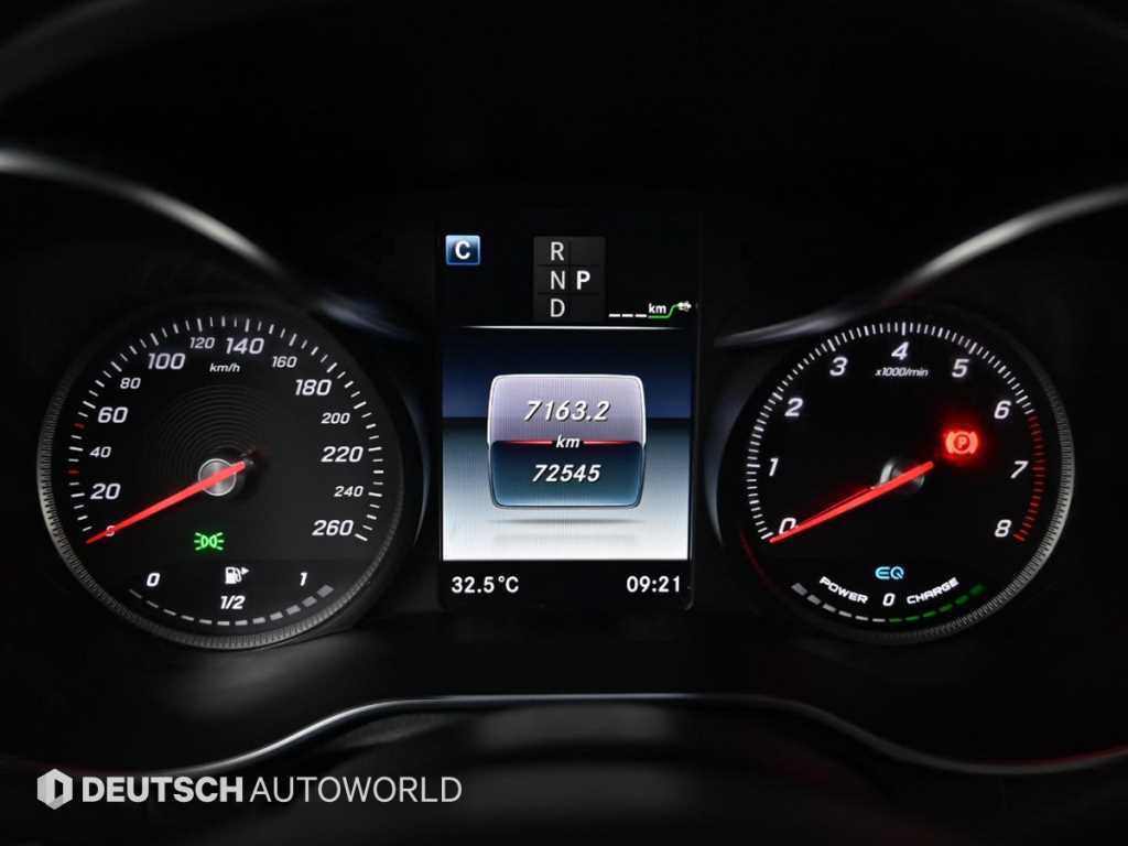 Mercedes-Benz GLC-Class — photo 08