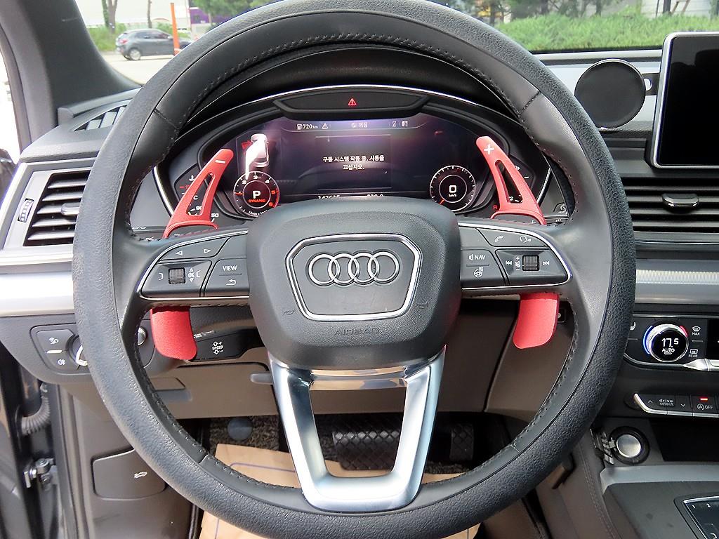 Audi Q5 — photo 08