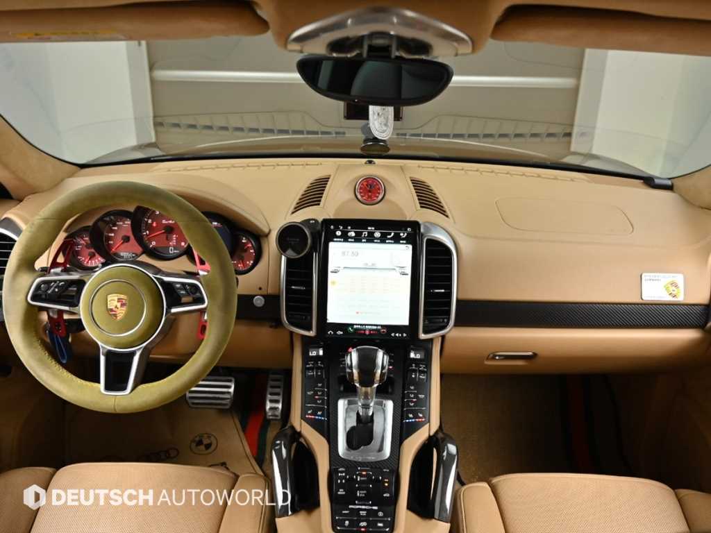 Porsche Cayenne — photo 07