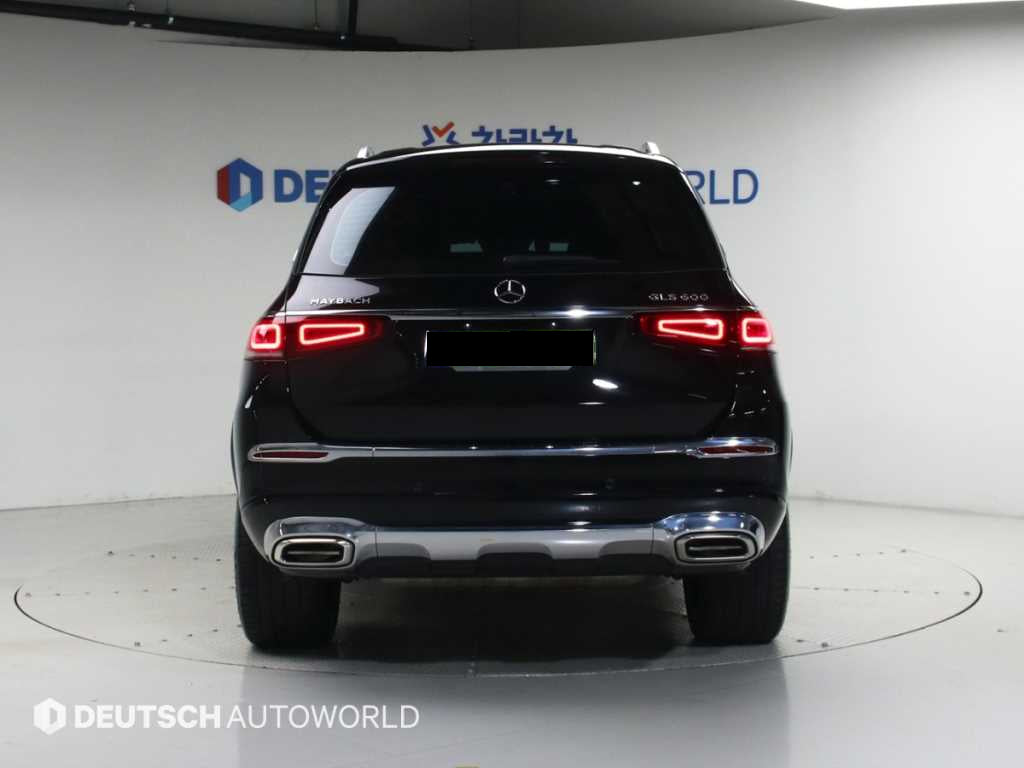 Mercedes-Benz GLS-Class — photo 04