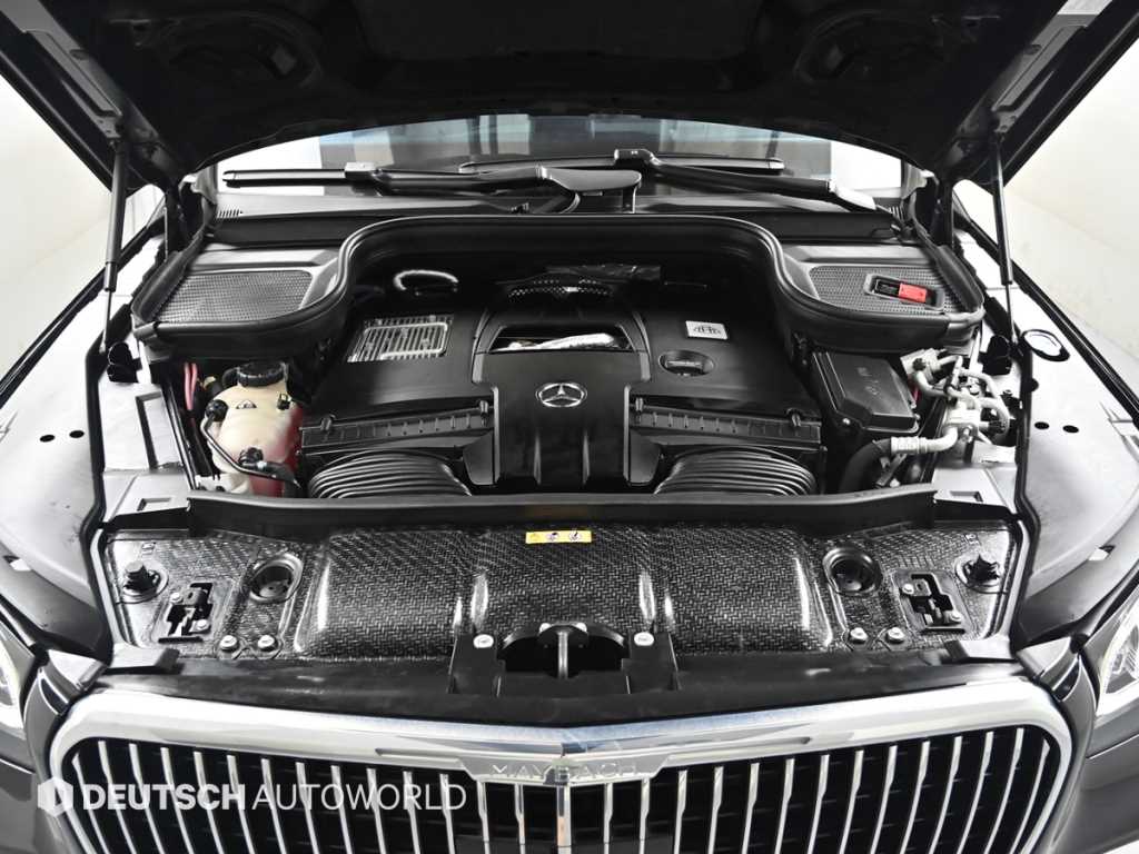 Mercedes-Benz GLS-Class — photo 06