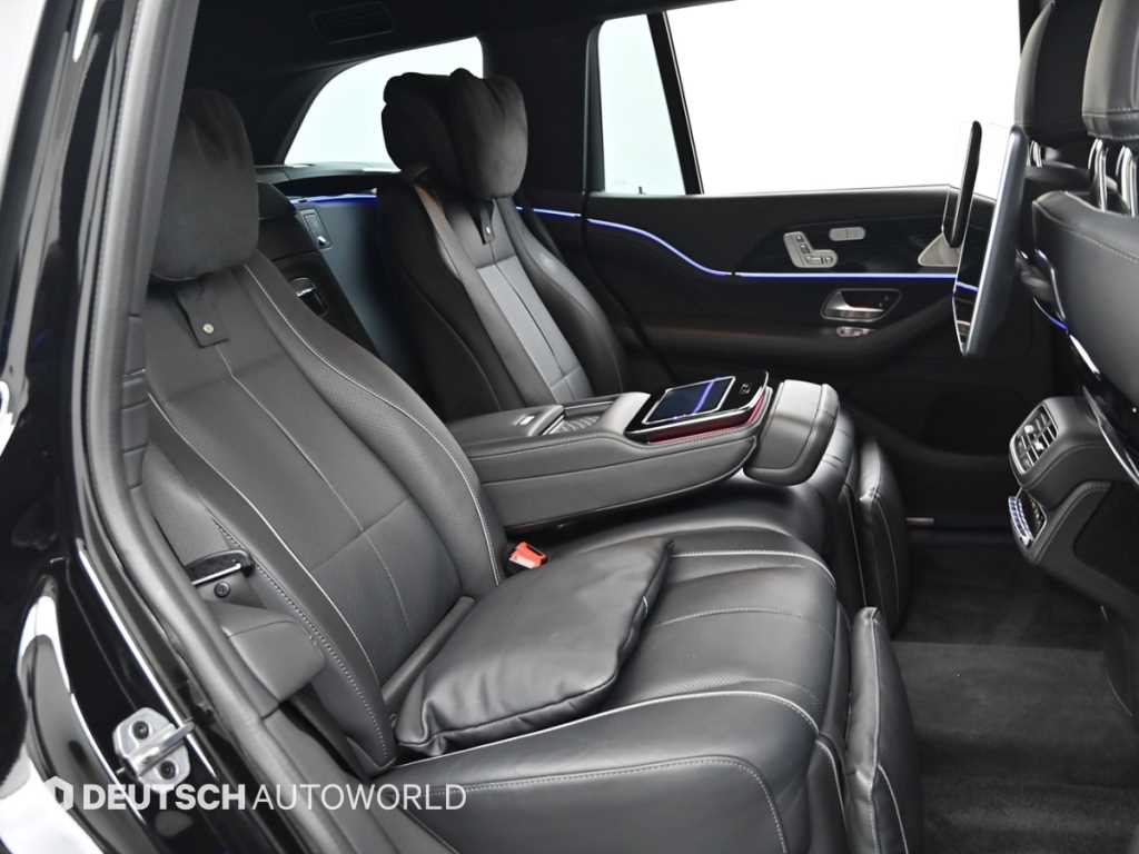 Mercedes-Benz GLS-Class — photo 12