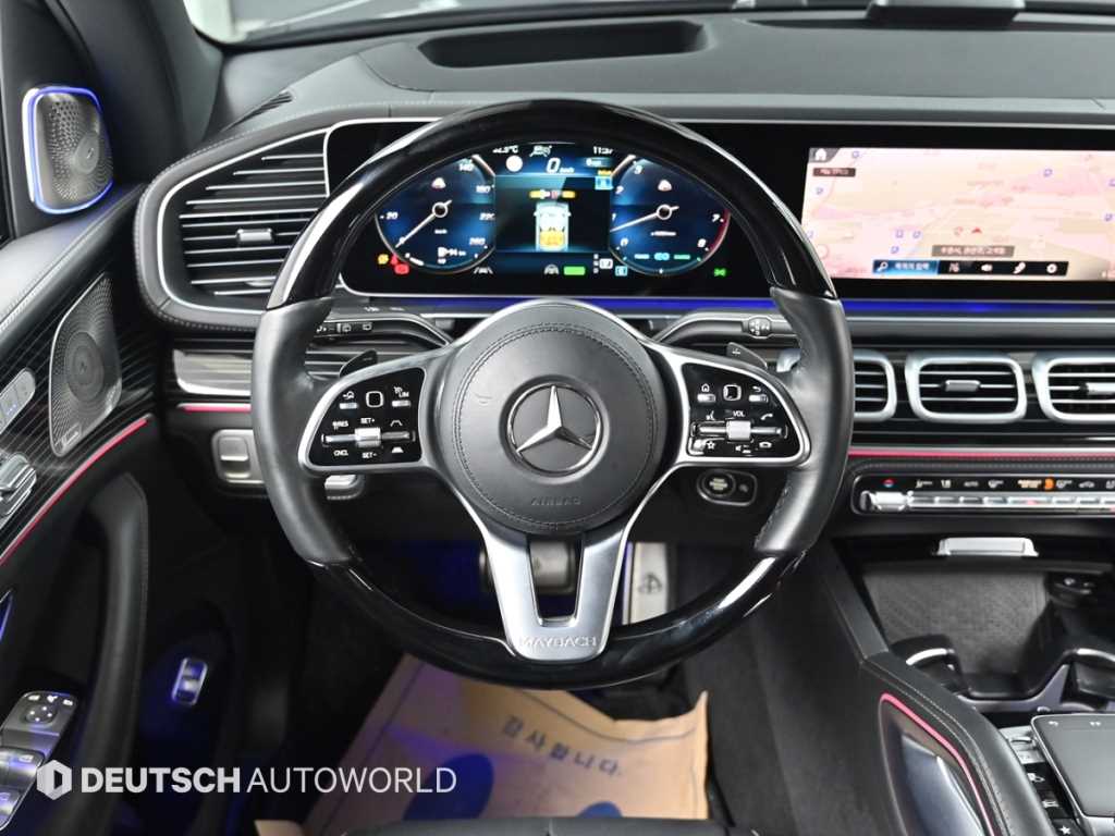 Mercedes-Benz GLS-Class — photo 13
