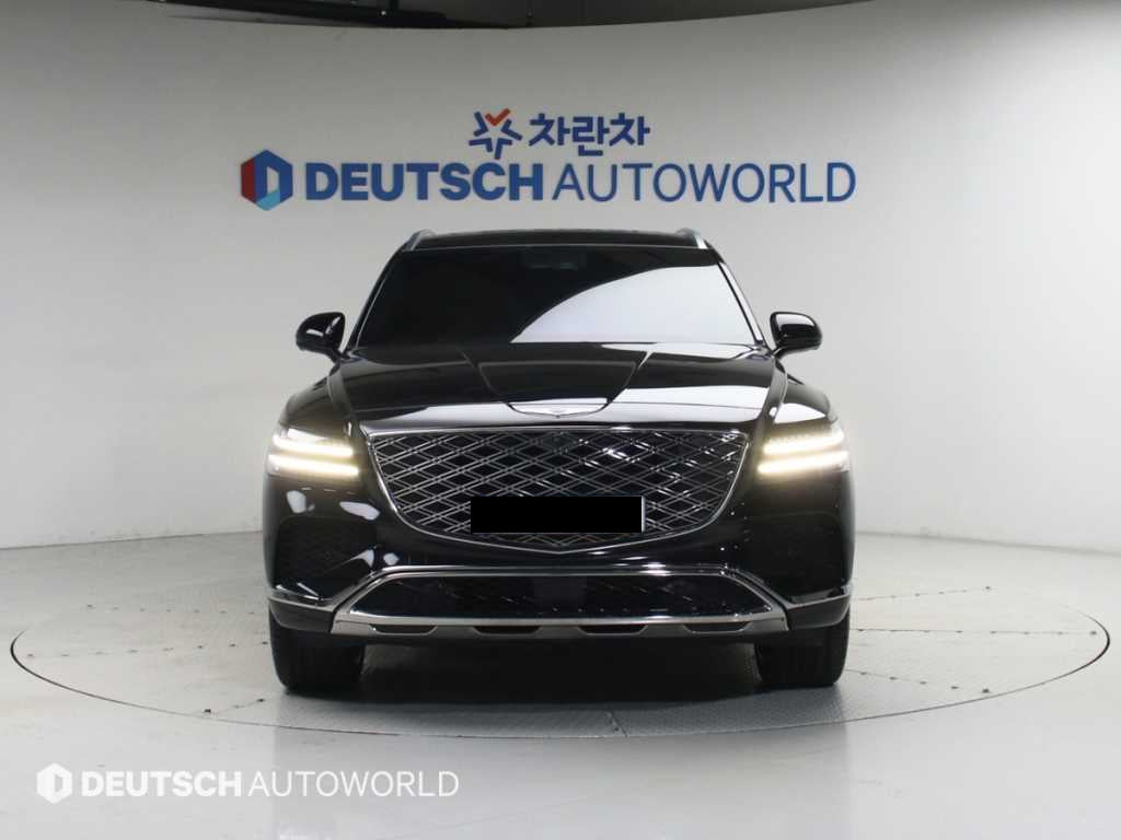 Genesis GV80 — photo 03
