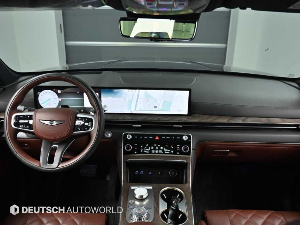 Genesis GV80 — photo 07