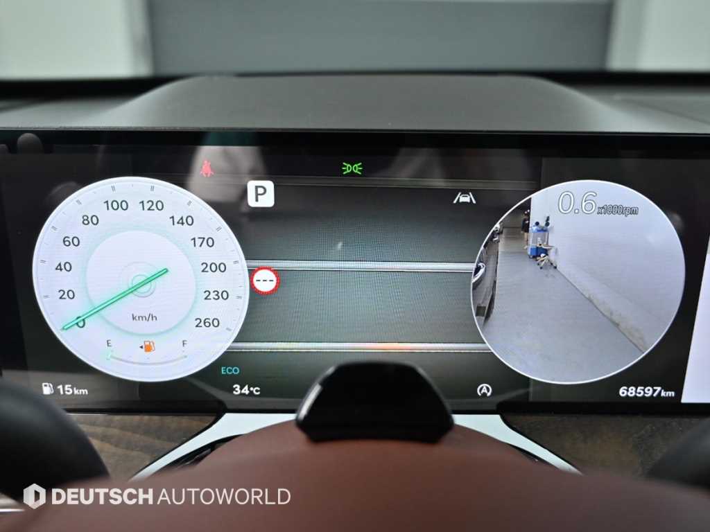 Genesis GV80 — photo 08