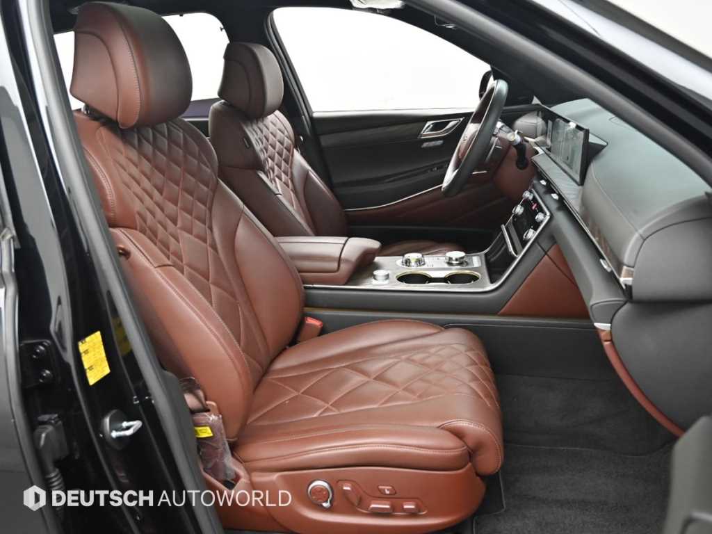 Genesis GV80 — photo 10