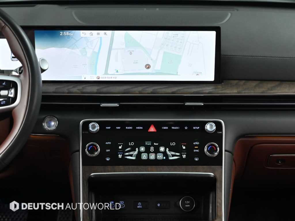 Genesis GV80 — photo 14